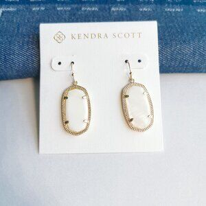 Kendra Scott Dani White Pearl Earrings in Gold